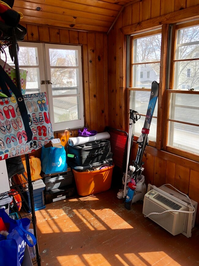 Photo - 153 Springville Ave