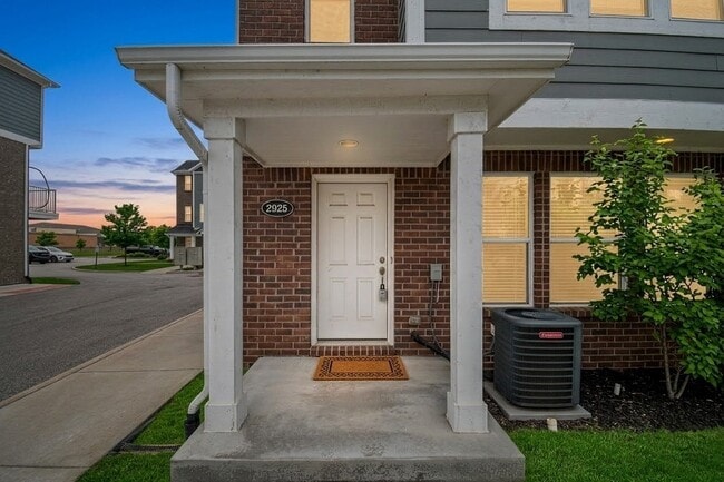Photo - 2925 Square Lake Ct