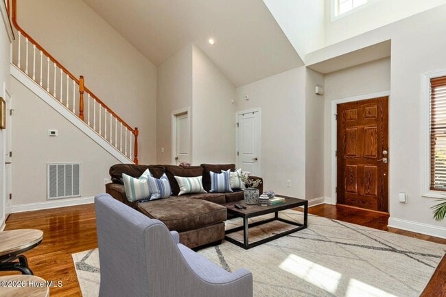 Photo - 22 Cypress Cir