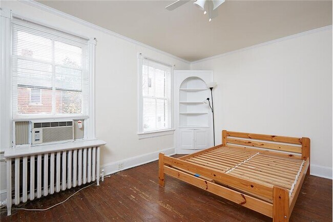 Photo - 1233 33rd St NW