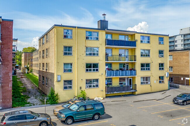 Photo - 2355 Lake Shore Blvd W