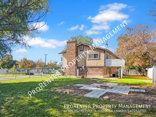 Photo - 929 Wasatch Dr