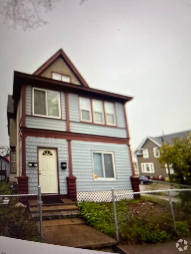 Building Photo - 3100 15th Ave S Rental