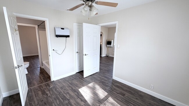 Photo - 608 Ravenswood Dr