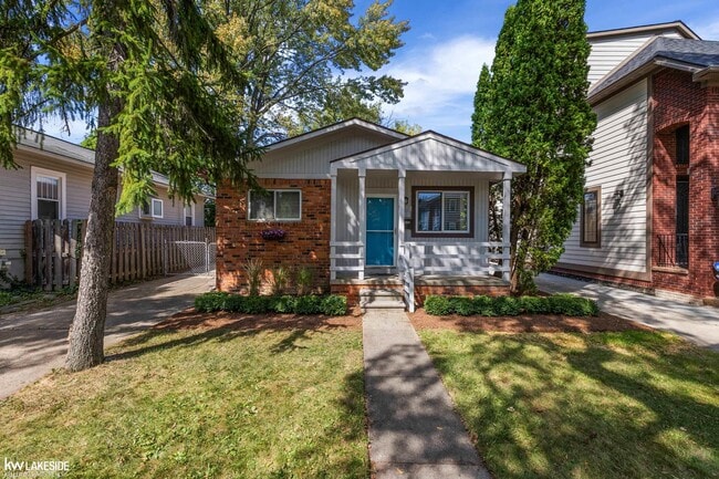 Photo - 1483 Bennaville Ave