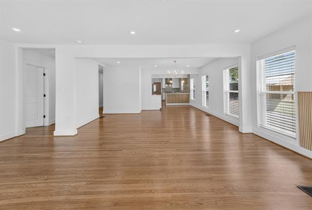 Photo - 2560 Rogers Ave