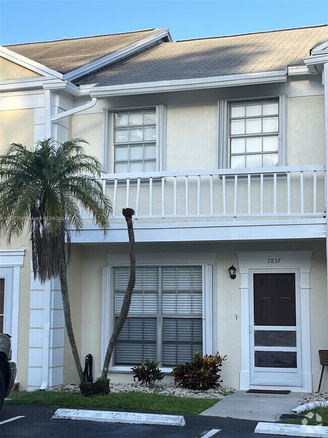 Guardian Estates Nearby Townhomes for Rent Cooper City FL 21