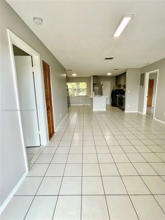 Photo - 5532 SW 22nd St Unit 5532