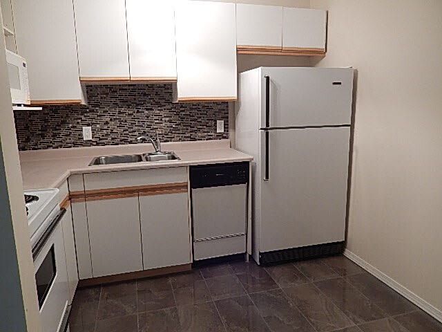 Photo - 45702-45702 Watson Rd