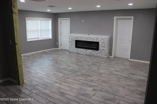 Photo - 491 Seacrest Ave