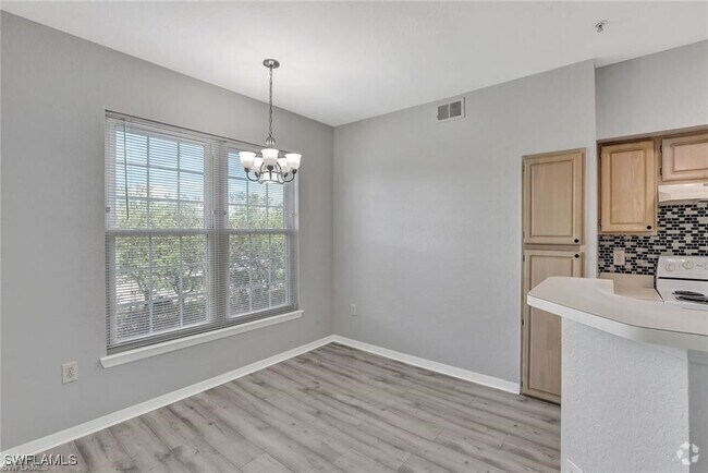 Building Photo - 23710 Walden Center Dr Unit 302 Rental
