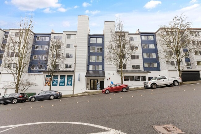 The Baxter sits on NE 2nd Street, close to downtown Bellevue shops and transit.