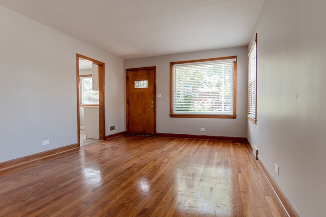 Photo - 301 Bohland Ave