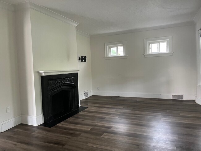 3265 E Overlook Rd Unidad 2