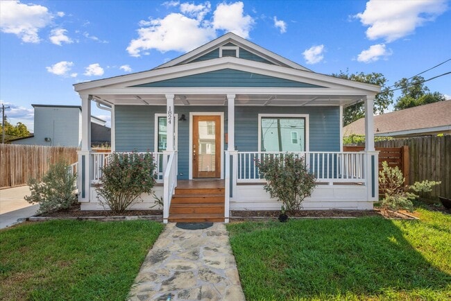 Photo - 1824 Northwood St