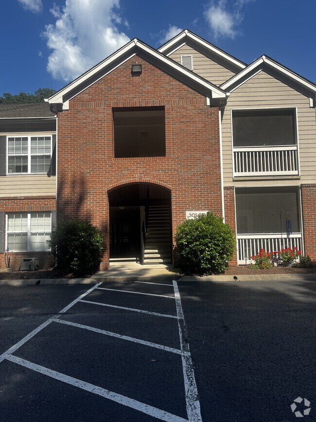 Building Photo - 6820 Highway 70 S Unit 305 Rental