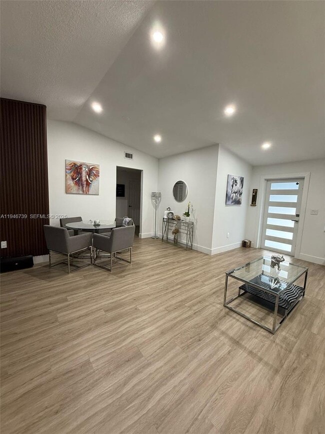 Photo - 1040 NW 127th Pl