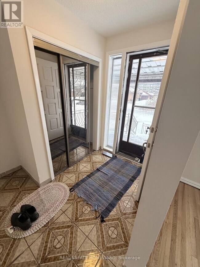 Photo - 7 Dunlop Ave