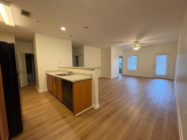 Photo - 7712 Autry Cir Unidad 516