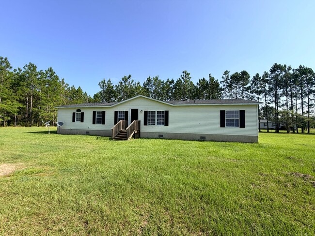 Photo - 4 Bed, 2 Bath Mobile Home | 1,848 Sq