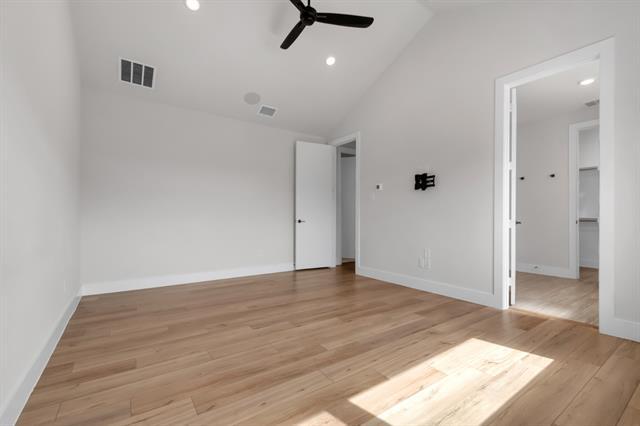 Photo - 1028 Bastion Ct
