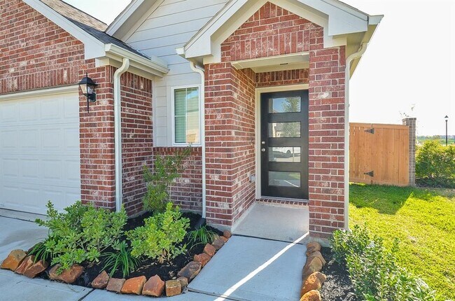 Photo - 7402 Sunlit Hbr Dr