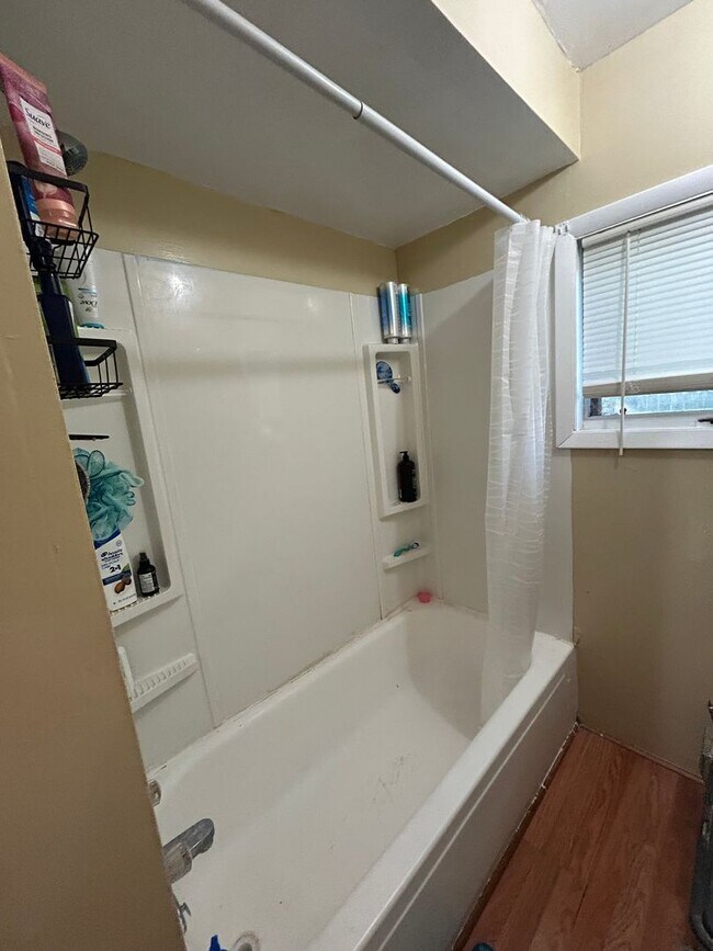 Photo - 35 Lawrence St Unit 1