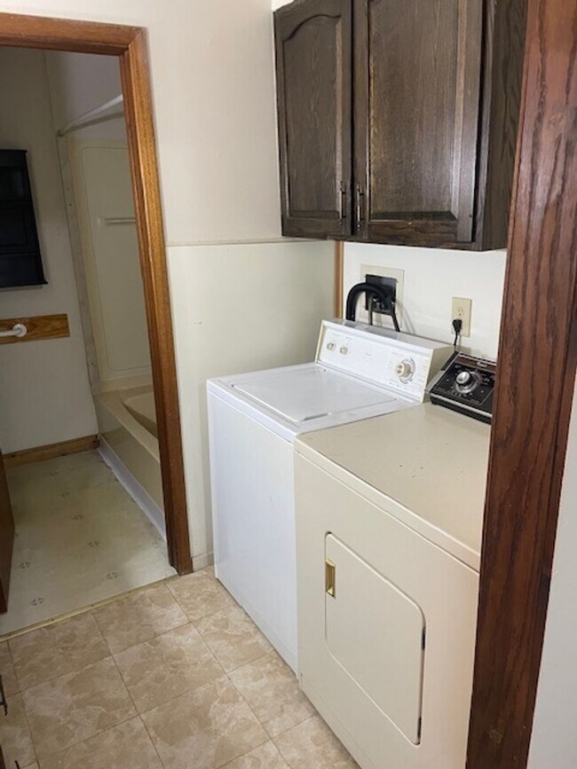 Photo - 916 S 6th St Unit A