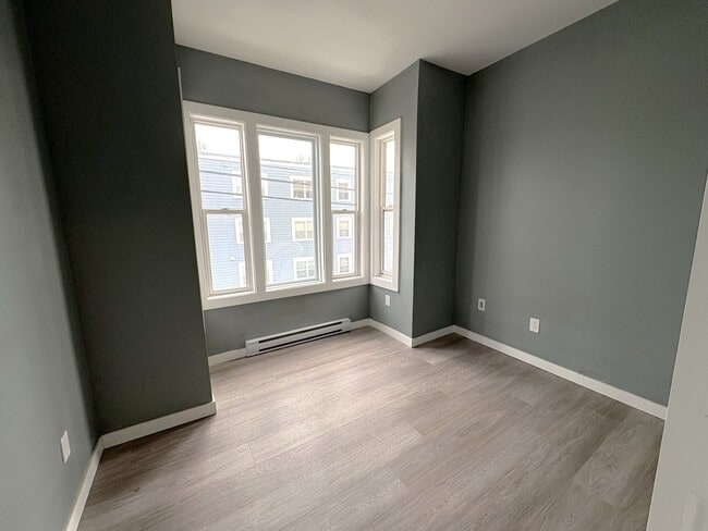 Photo - 55-55 Albert St Unit 3