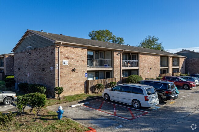 8950 Glencrest - 8950 Glencrest