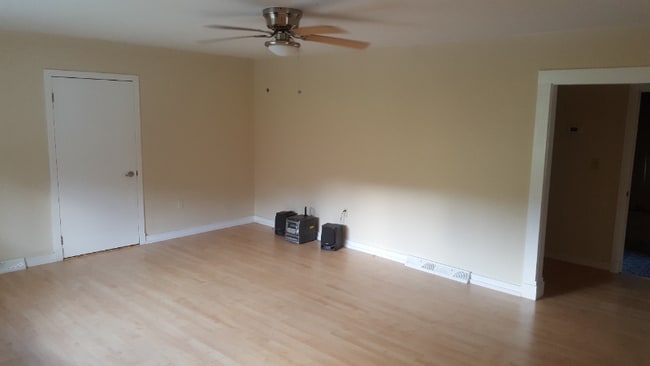 Photo - 241 Hookers Gap Rd