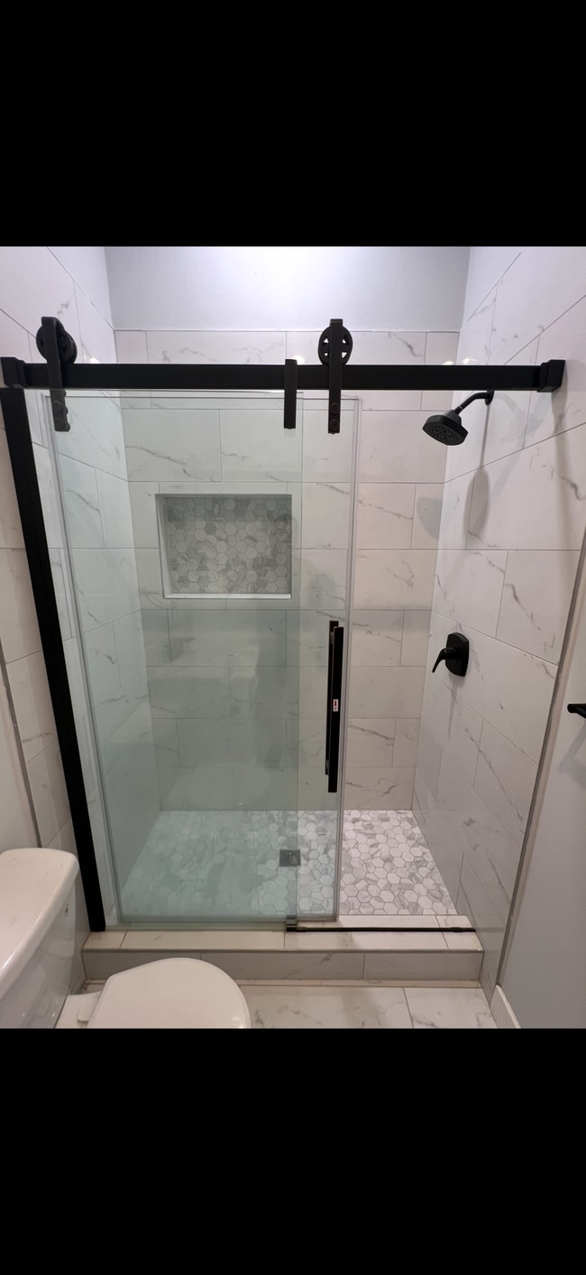 Photo - 8456 Darby Ave