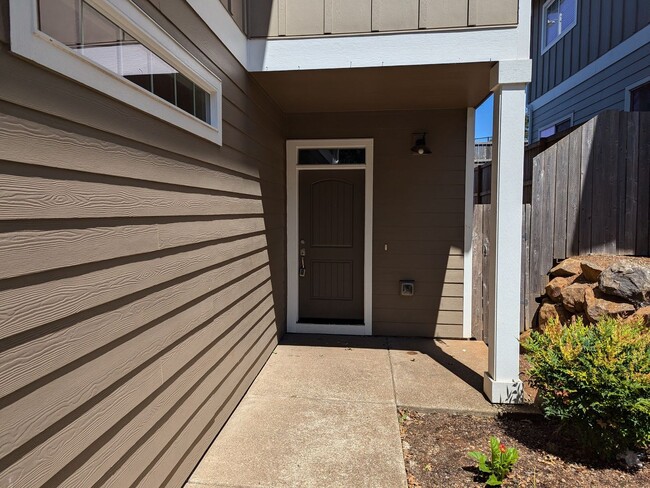 Photo - BIGFIR1069-1071 Unidad 1069