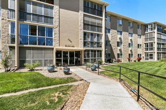 13606 E Bates Ave Unit 301