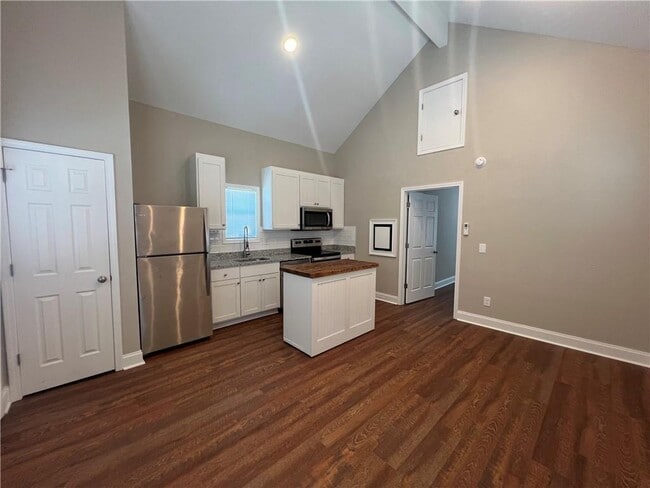 Photo - 19 Myrtle Dr