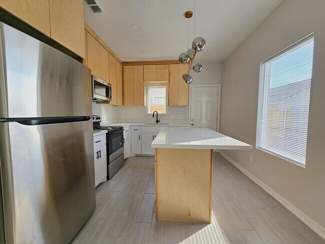 Photo - 1019 N Woodson Ave Unit #3