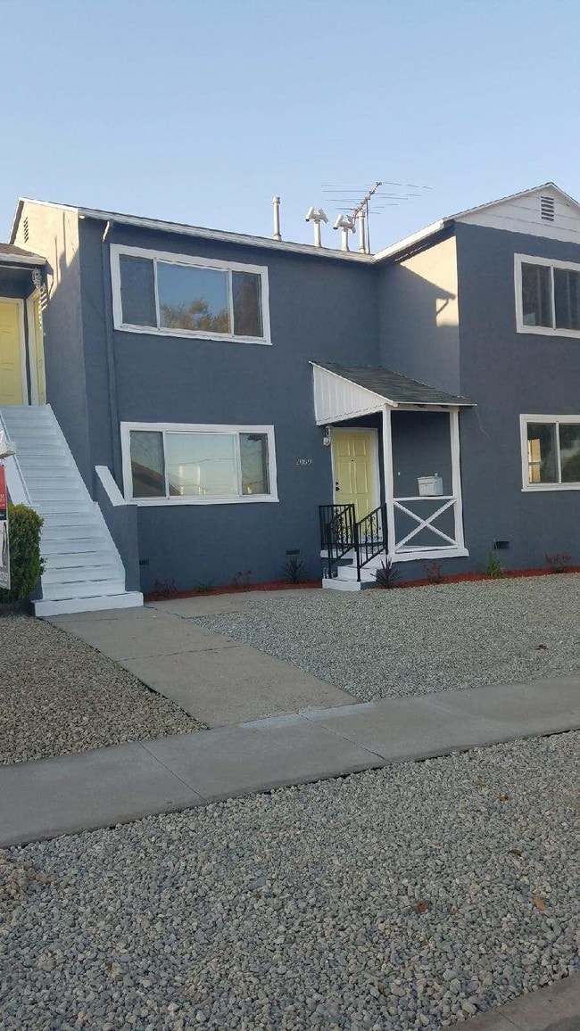 Building Photo - 2059 W 104th St Unit 2061