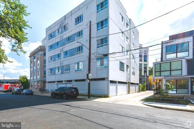 Building Photo - 5885 Colorado Ave NW Unit 104 Rental