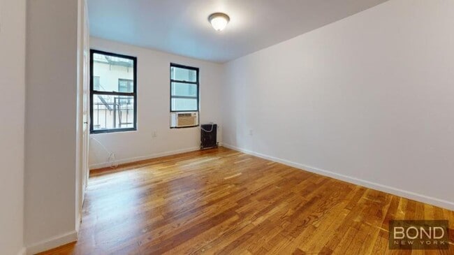 Building Photo - 0 bedroom in Manhattan NY 10003 Unit 5R