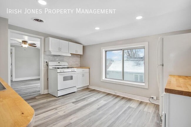 Photo - 94 Edson-Apt. 4 Unit Apt. 4