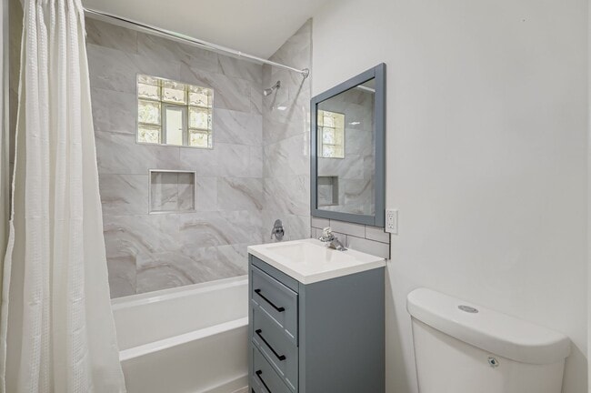 Photo - 24430-24438 W Eames St