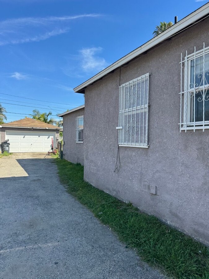 Photo - 713-715 E. Cocoa St. Unit 713