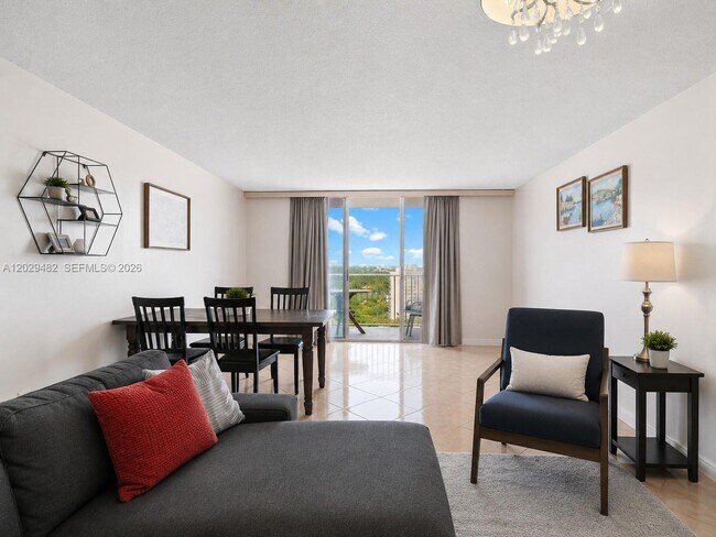 Photo - 2801 NE 183rd St Unidad 1805W