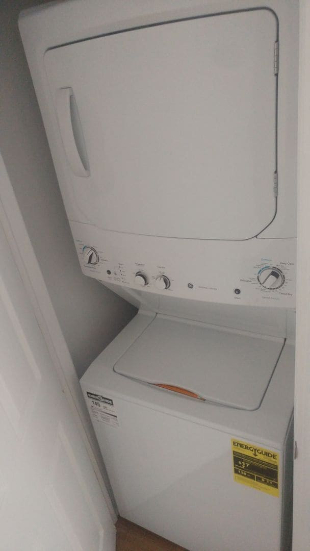 Newly Renovated - Southside Flats - Newly Renovated - Southside Flats