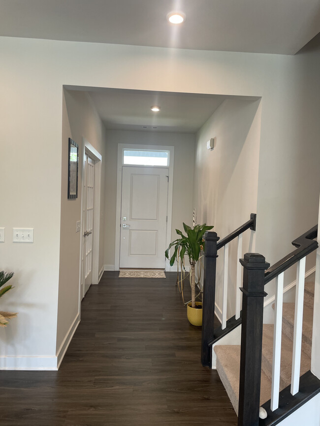 Photo - 3066 Boxbury Ln