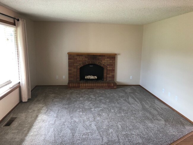 Photo - Well Cared for Three Bedroom