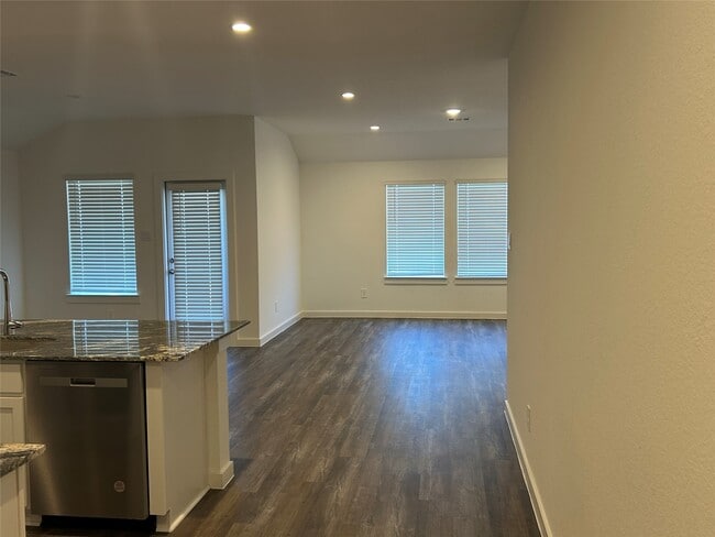 Photo - 1123 Sommerville Dr