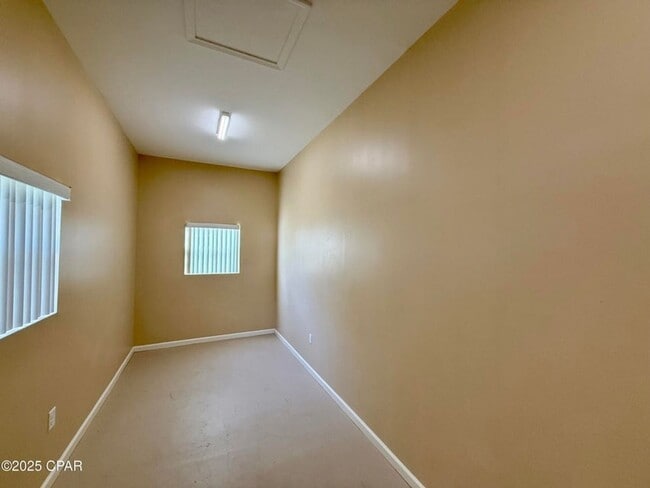 Photo - Executive 3 Bedroom / 2 Bath Home in Marianna, Florida