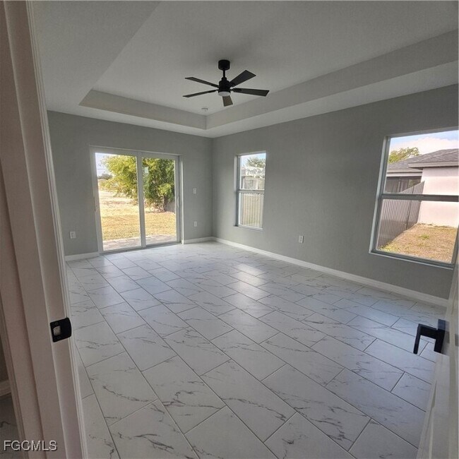 Building Photo - 3610 NE 12th Ave