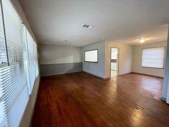 Photo - 2370 Hybrook Ln